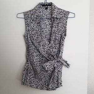 Sleeveless Leopard Dress Shirt